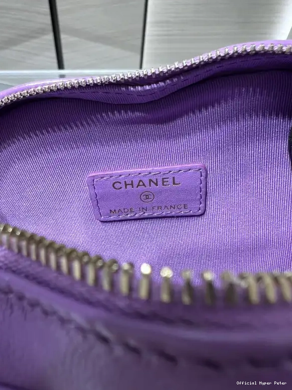 HyperPeter CHANELUTCH CHAIN WITH CHANEL HEART 0525